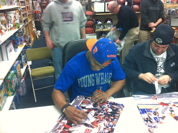 Victor Cruz In-Store Signing Picture at Cow Over The Moon Toys and Sports Memorabilia